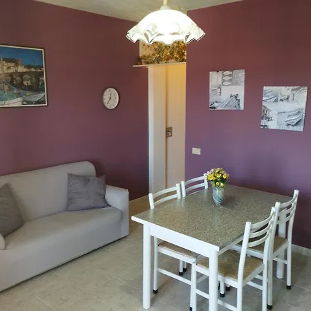 Luna Apartment- Fronte Mare *