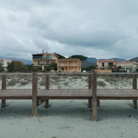 Luna Apartment- Fronte Mare *