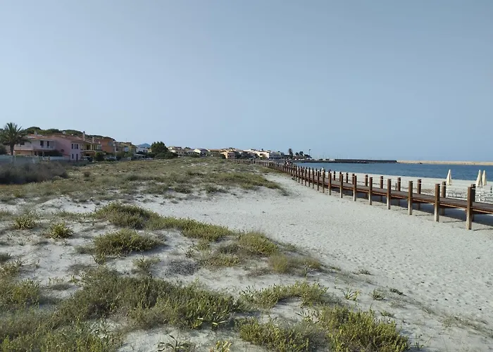 Luna Apartment- Fronte Mare * 拉卡勒塔